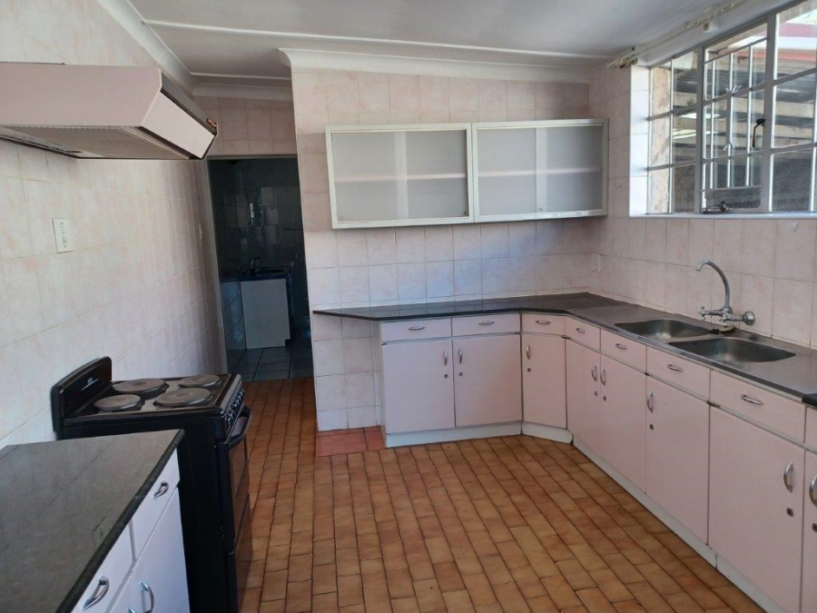 To Let 2 Bedroom Property for Rent in Union Gauteng