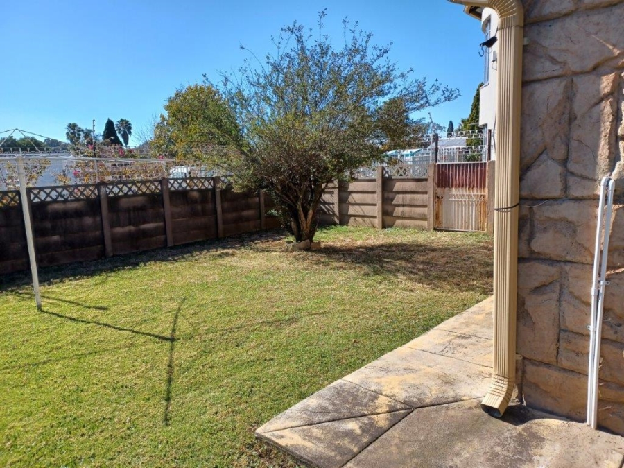 To Let 2 Bedroom Property for Rent in Union Gauteng