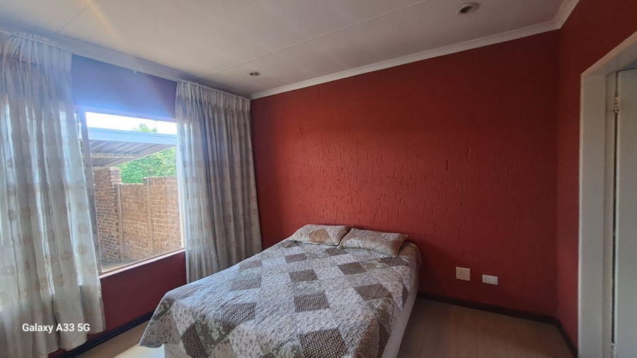 To Let 3 Bedroom Property for Rent in Buccleuch Gauteng