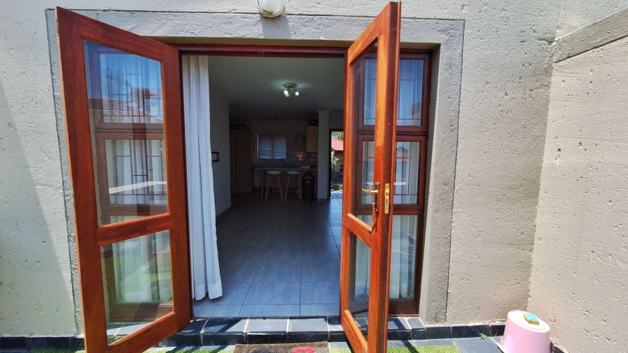 To Let 1 Bedroom Property for Rent in Randpark Ridge Gauteng