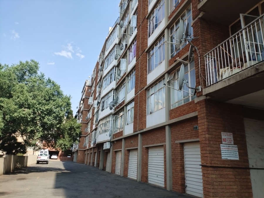 2 Bedroom Property for Sale in Sunnyside Gauteng