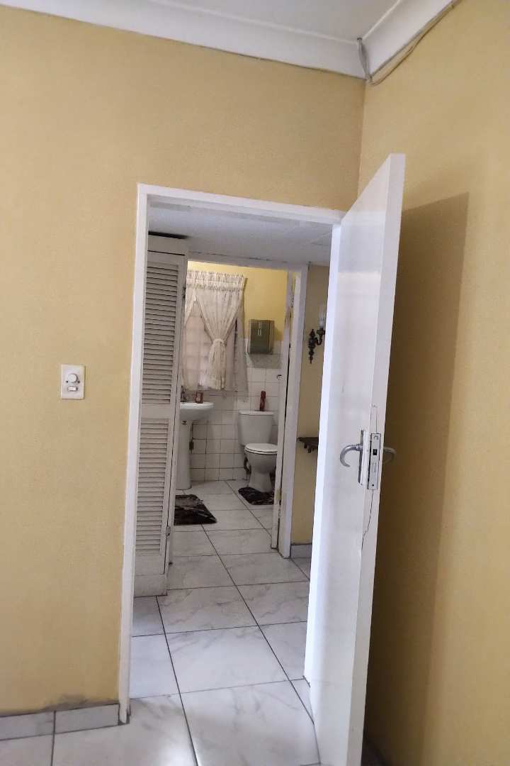 To Let 2 Bedroom Property for Rent in Silverton Ext 5 Gauteng