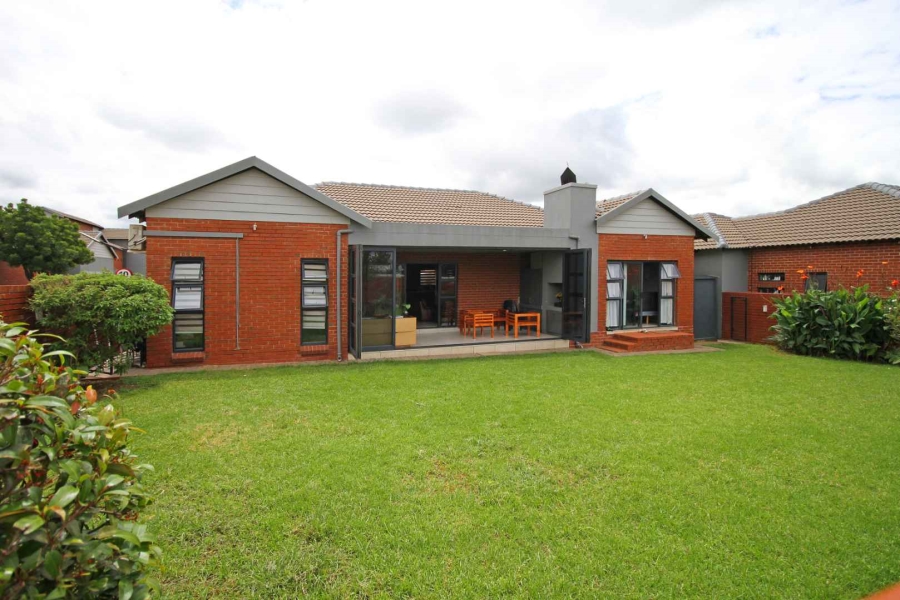 4 Bedroom Property for Sale in Willowbrook Gauteng