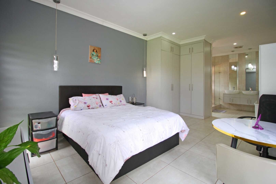 4 Bedroom Property for Sale in Willowbrook Gauteng