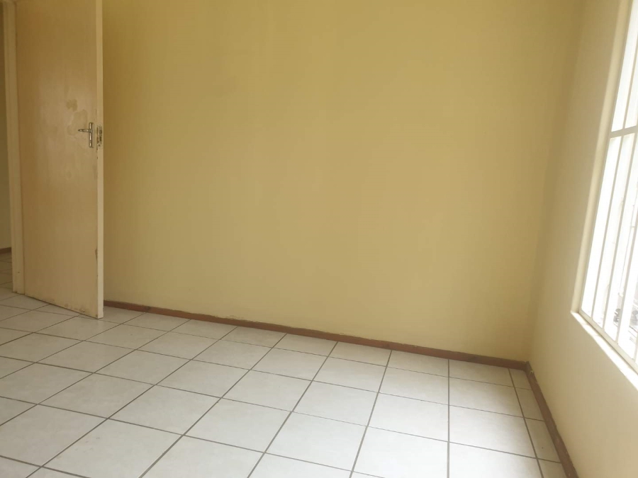 To Let 2 Bedroom Property for Rent in Moreleta Park Gauteng