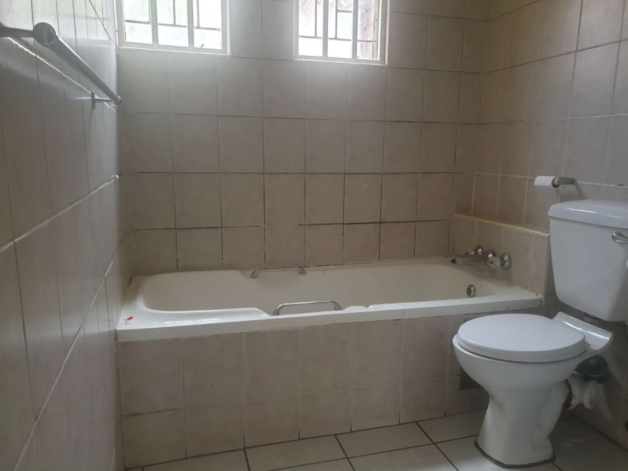 To Let 2 Bedroom Property for Rent in Moreleta Park Gauteng