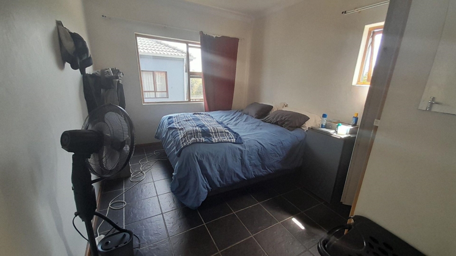 2 Bedroom Property for Sale in Glen Marais Gauteng