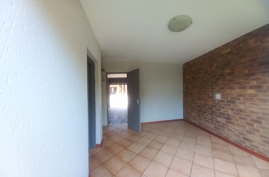 3 Bedroom Property for Sale in Glen Marais Gauteng