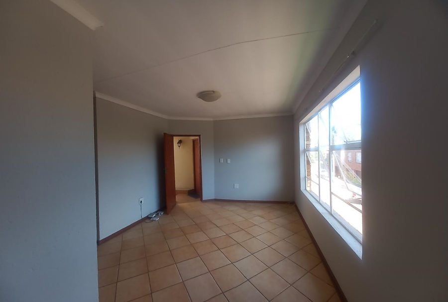 3 Bedroom Property for Sale in Glen Marais Gauteng