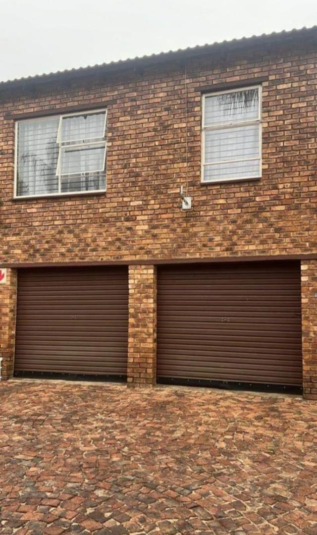 3 Bedroom Property for Sale in Glen Marais Gauteng