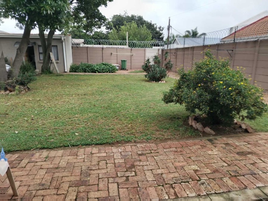 6 Bedroom Property for Sale in Kempton Park Ext 1 Gauteng