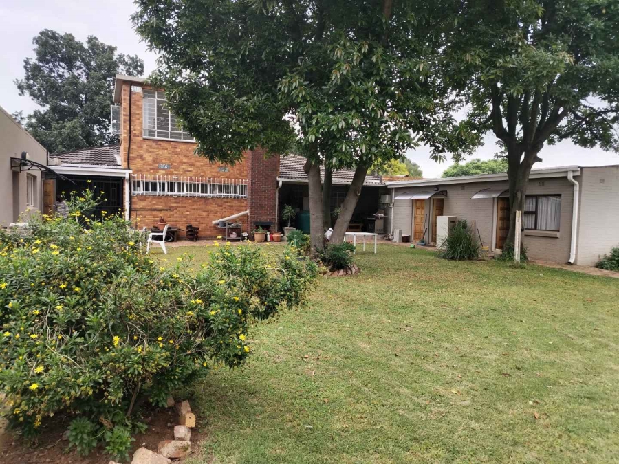 6 Bedroom Property for Sale in Kempton Park Ext 1 Gauteng