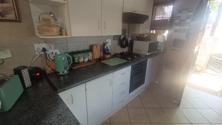 2 Bedroom Property for Sale in Clubview Gauteng