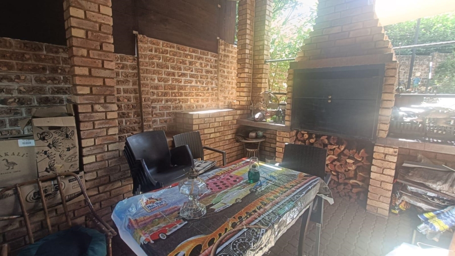 2 Bedroom Property for Sale in Clubview Gauteng