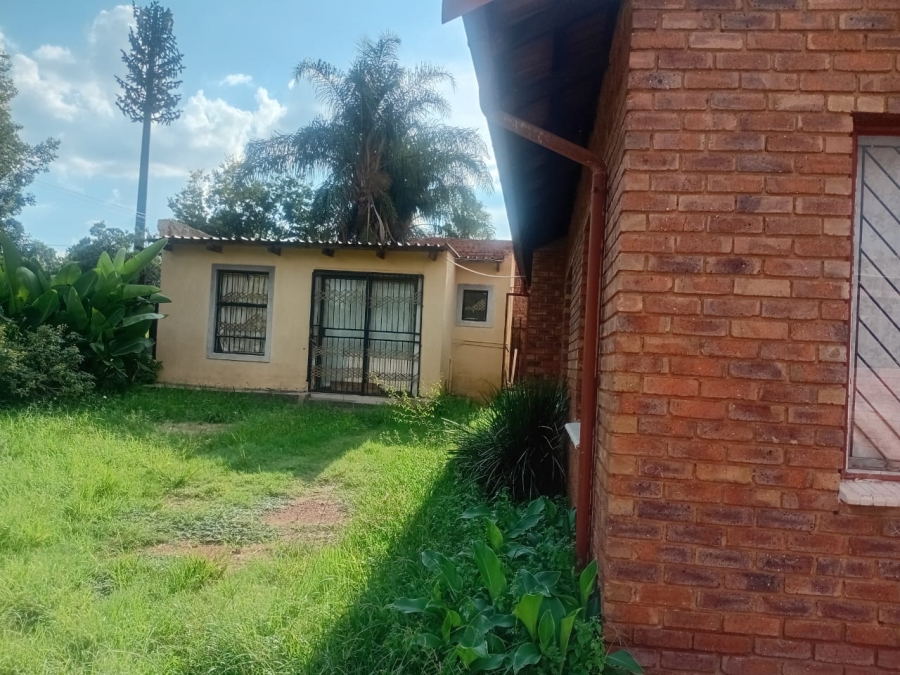 3 Bedroom Property for Sale in Jan Niemand Park Gauteng