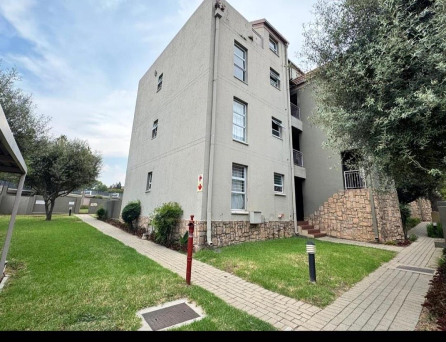 2 Bedroom Property for Sale in Sunninghill Gauteng