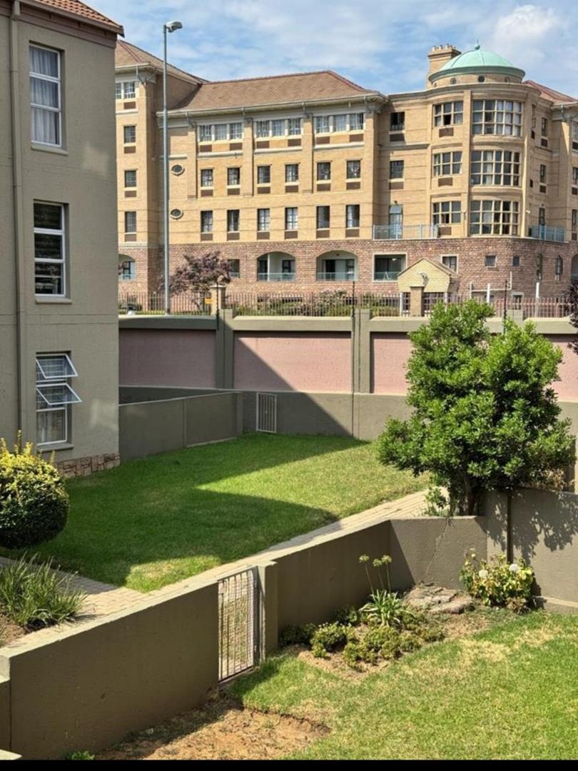 2 Bedroom Property for Sale in Sunninghill Gauteng