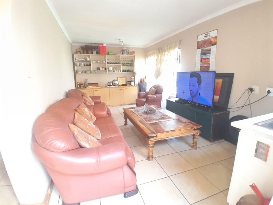 4 Bedroom Property for Sale in Brackenhurst Gauteng