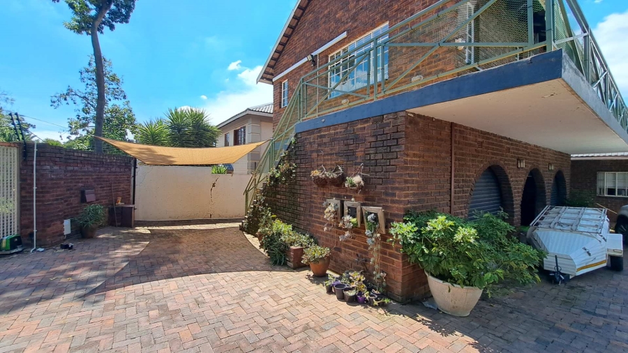 To Let 1 Bedroom Property for Rent in Northcliff Gauteng