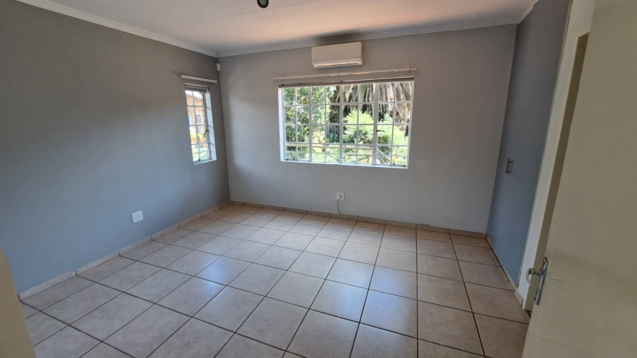 To Let 1 Bedroom Property for Rent in Northcliff Gauteng