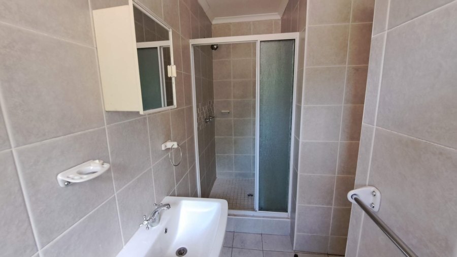 To Let 1 Bedroom Property for Rent in Northcliff Gauteng