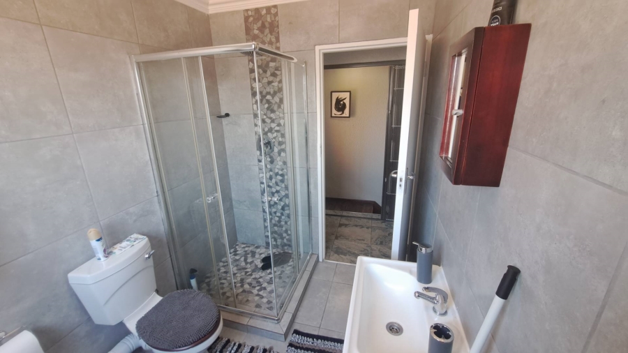 To Let 2 Bedroom Property for Rent in Bellairspark Gauteng