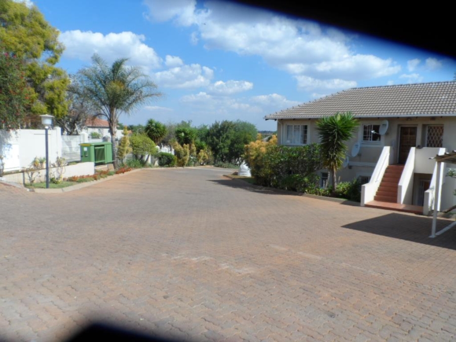 To Let 2 Bedroom Property for Rent in Sterrewag Gauteng