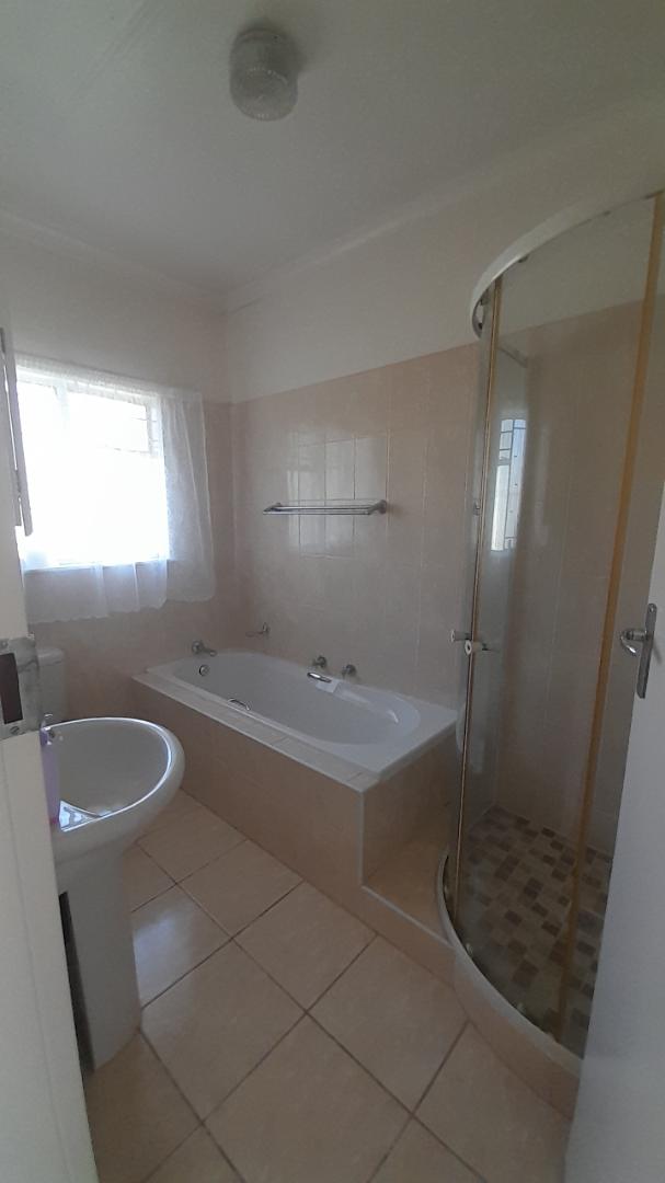 3 Bedroom Property for Sale in Aston Manor Gauteng