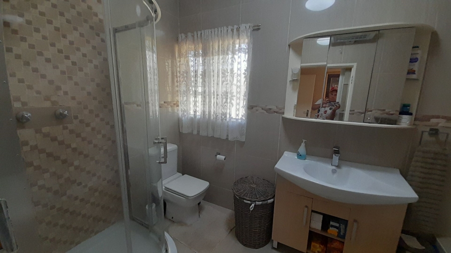 3 Bedroom Property for Sale in Aston Manor Gauteng