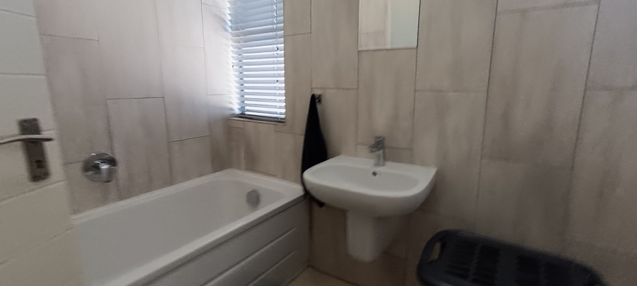 3 Bedroom Property for Sale in Glen Eagle Estate Gauteng