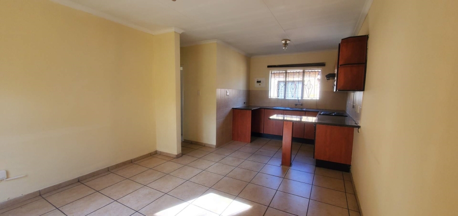 2 Bedroom Property for Sale in Witpoortjie Gauteng