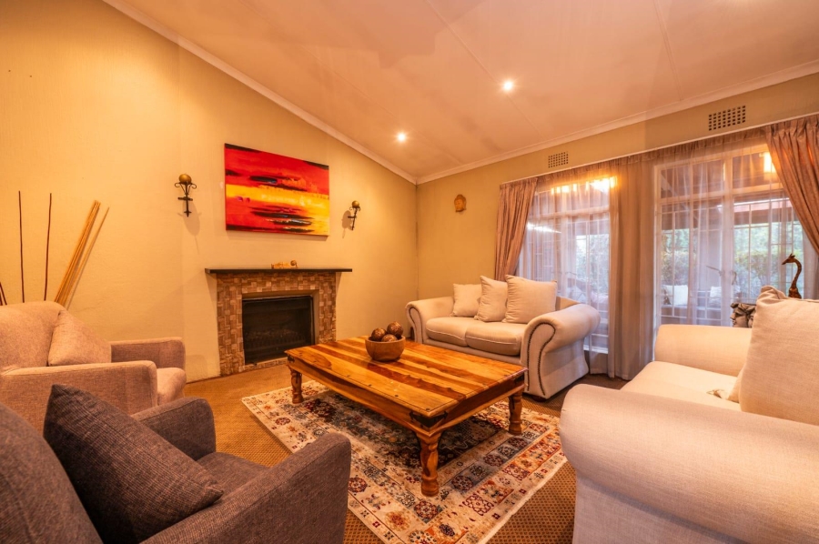 5 Bedroom Property for Sale in Brackendowns Gauteng
