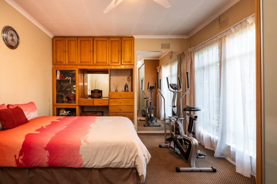 5 Bedroom Property for Sale in Brackendowns Gauteng