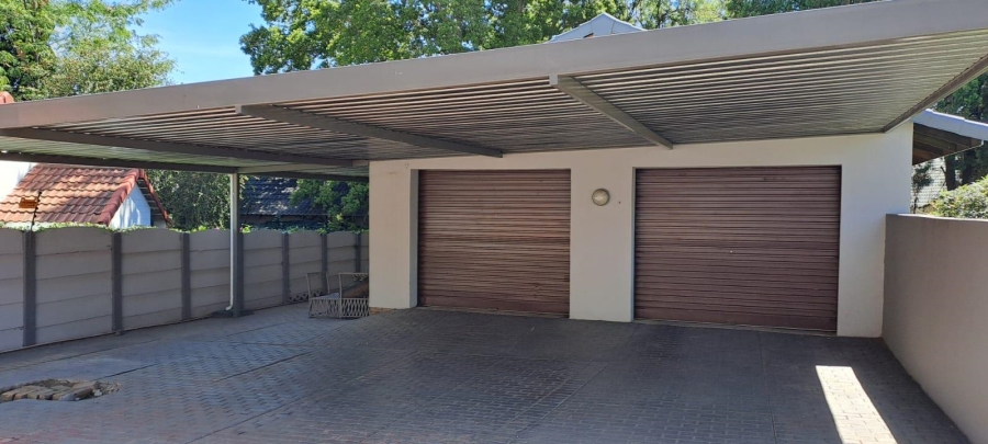 3 Bedroom Property for Sale in Brackendowns Gauteng