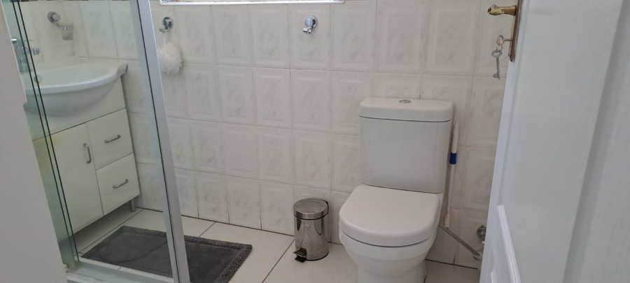 3 Bedroom Property for Sale in Brackendowns Gauteng