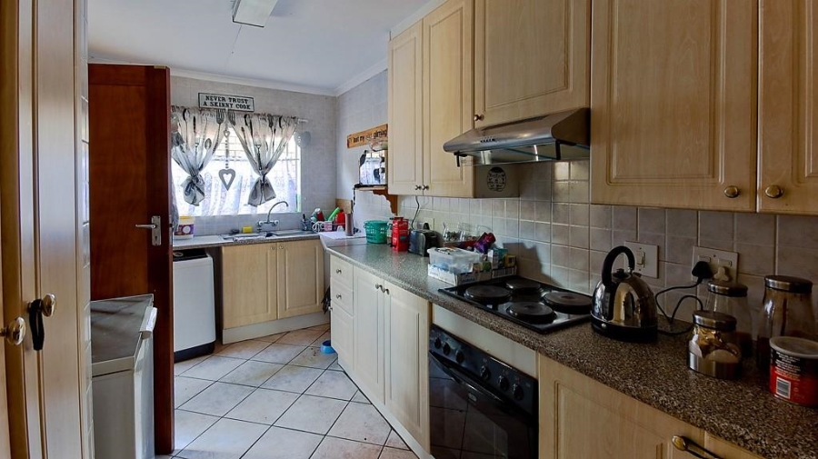 To Let 3 Bedroom Property for Rent in Equestria Gauteng