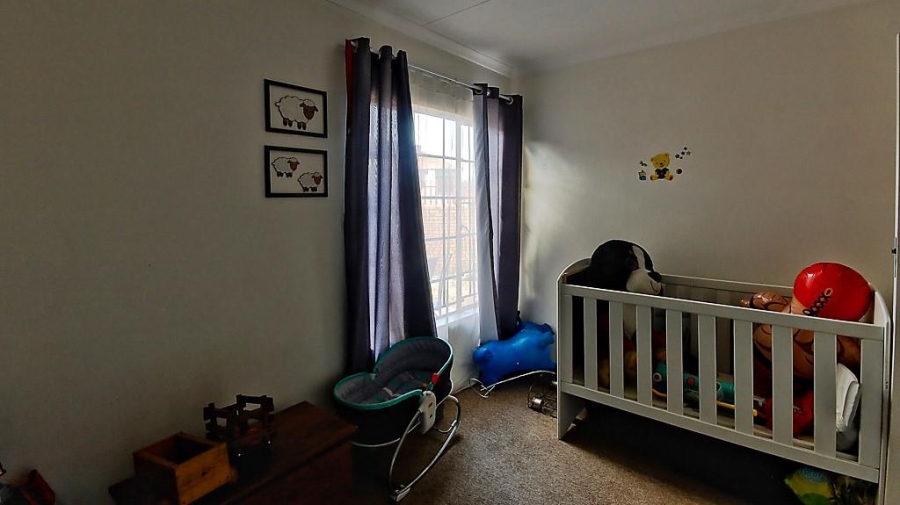 To Let 3 Bedroom Property for Rent in Equestria Gauteng