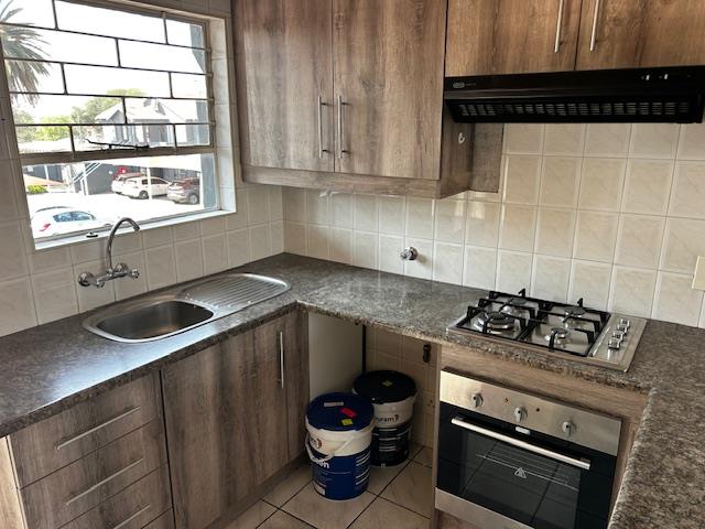 To Let 2 Bedroom Property for Rent in New Redruth Gauteng