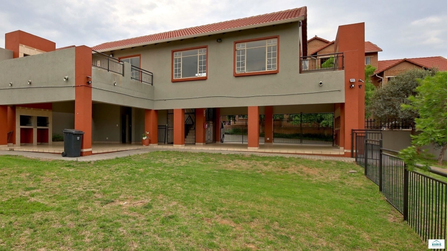 To Let 2 Bedroom Property for Rent in Northwold Gauteng