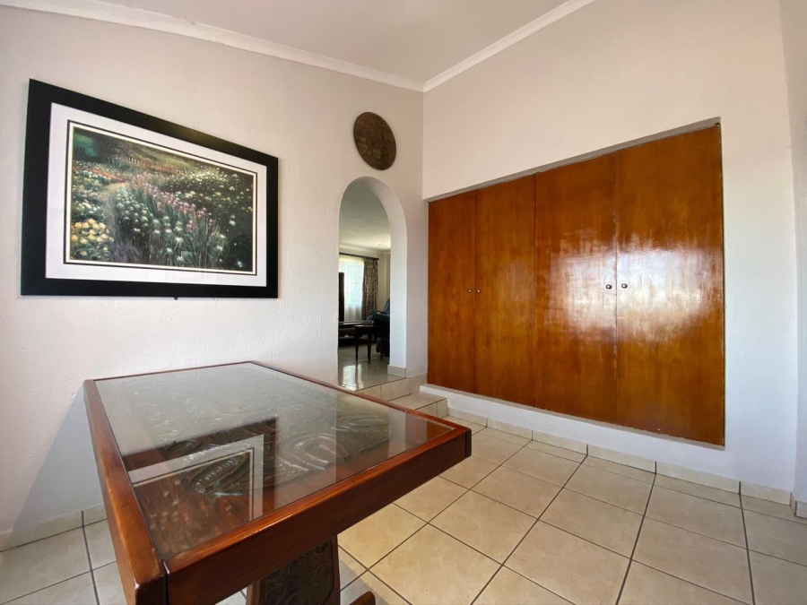 4 Bedroom Property for Sale in Walker Fruit Farms Gauteng