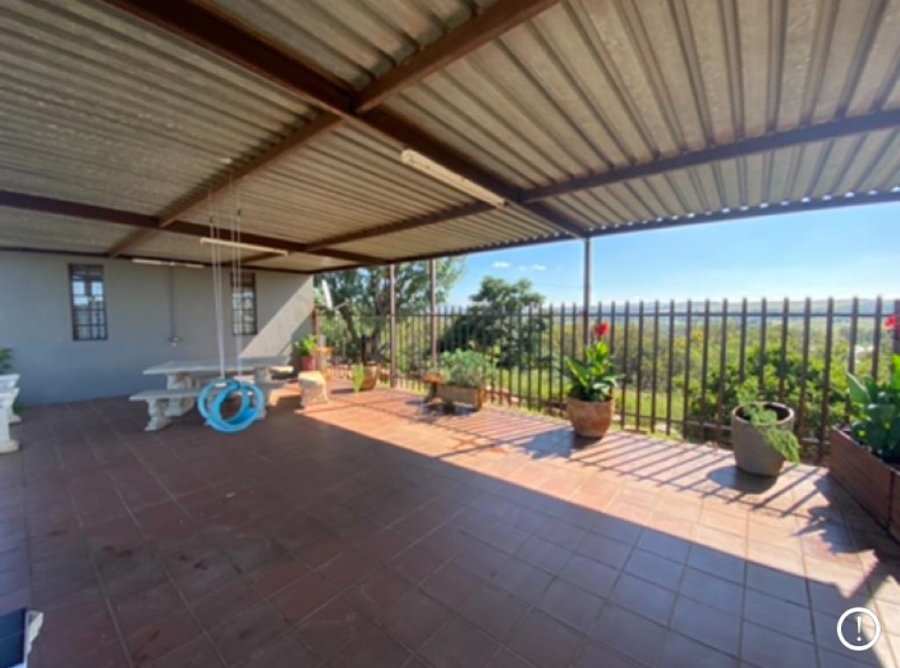 4 Bedroom Property for Sale in Walker Fruit Farms Gauteng