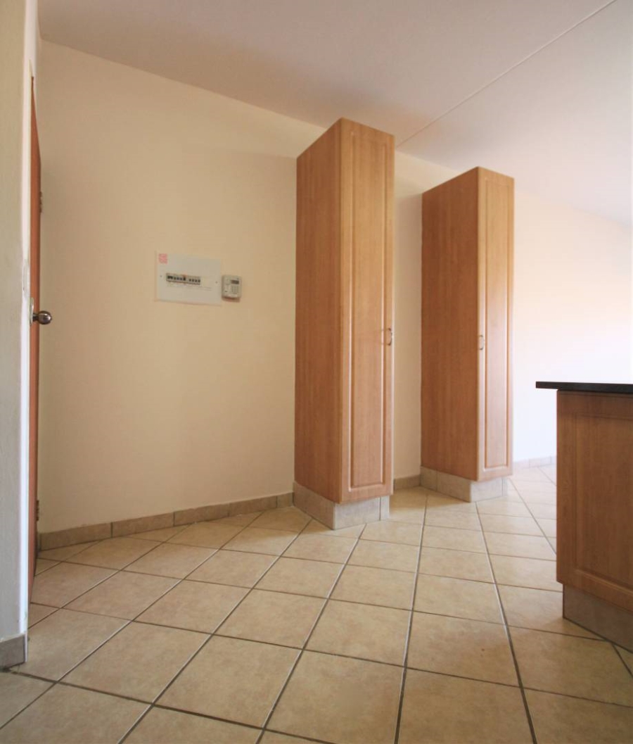 To Let 2 Bedroom Property for Rent in Hazeldean Gauteng