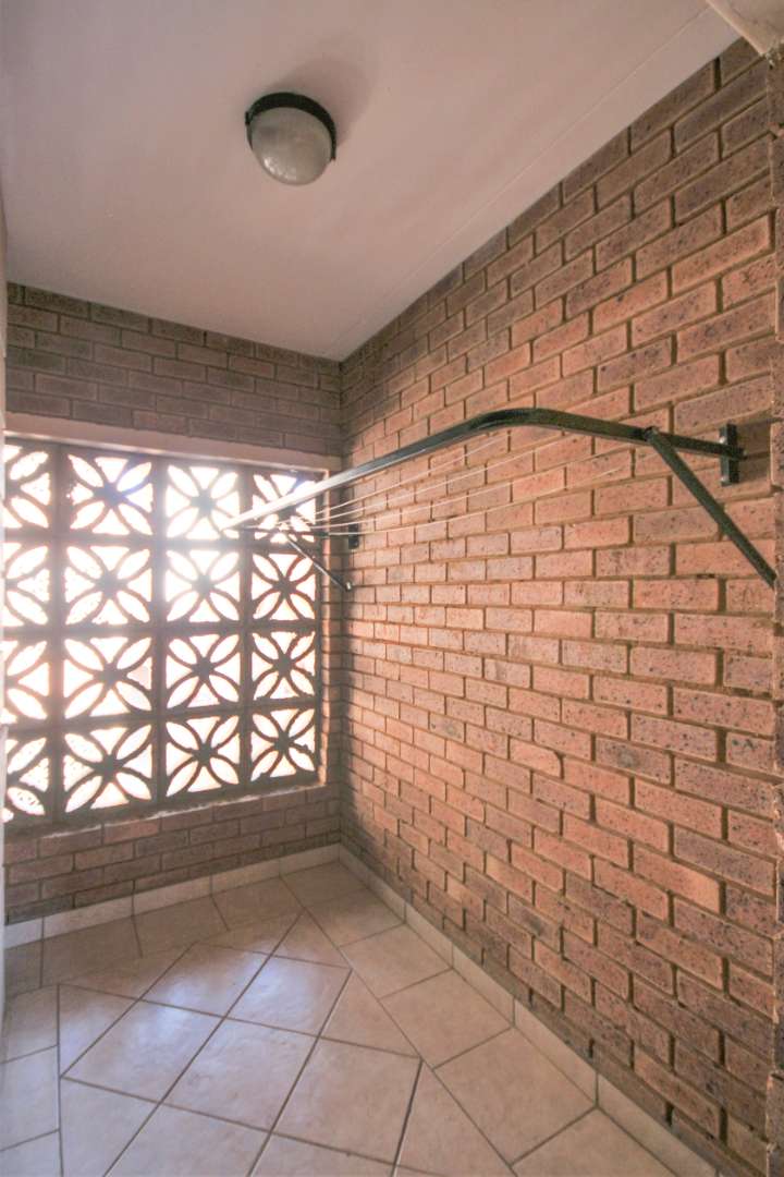 To Let 2 Bedroom Property for Rent in Hazeldean Gauteng