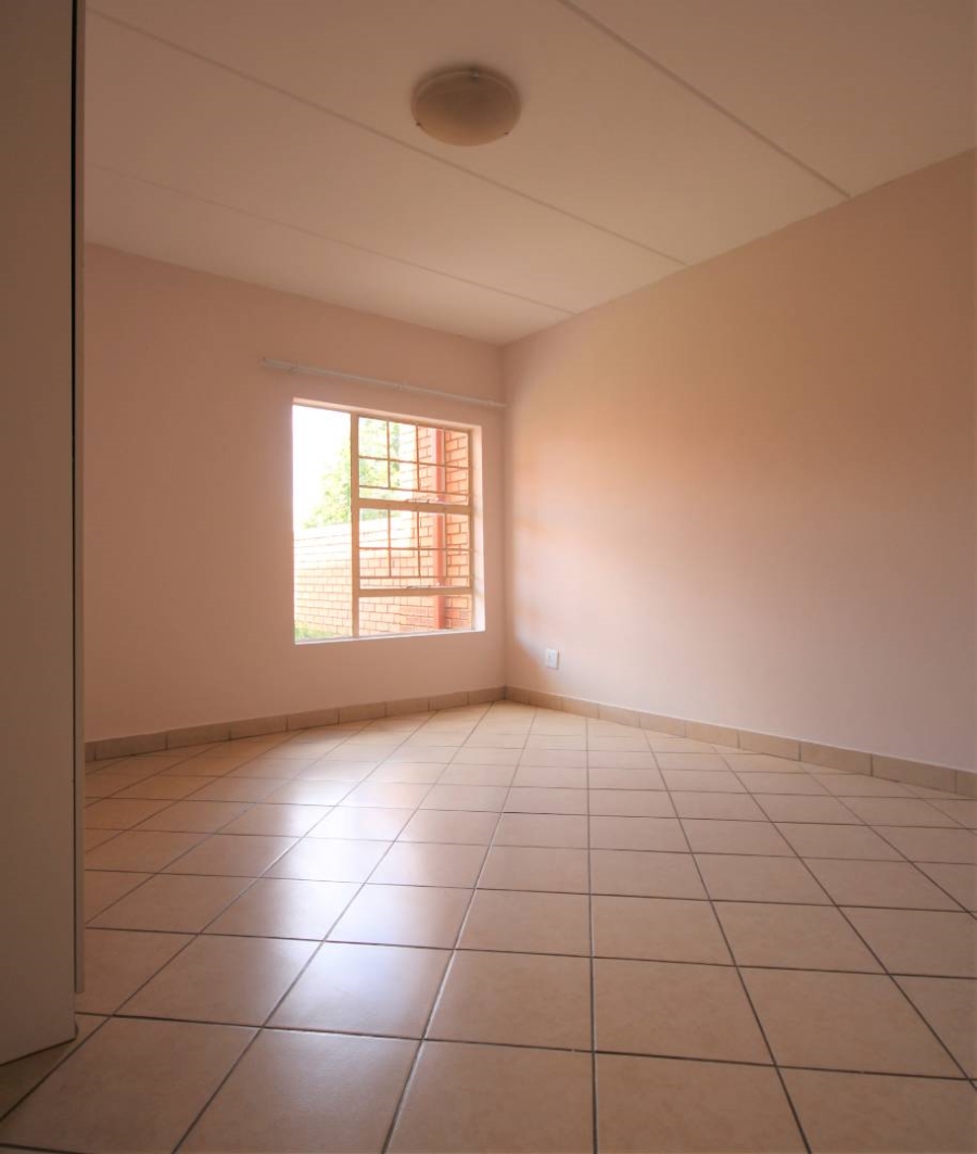 To Let 2 Bedroom Property for Rent in Hazeldean Gauteng