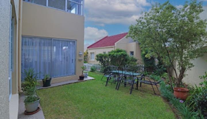 2 Bedroom Property for Sale in Morningside Gauteng