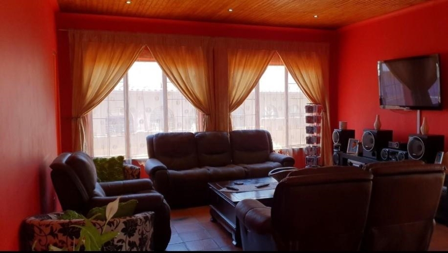 3 Bedroom Property for Sale in Birch Acres Gauteng