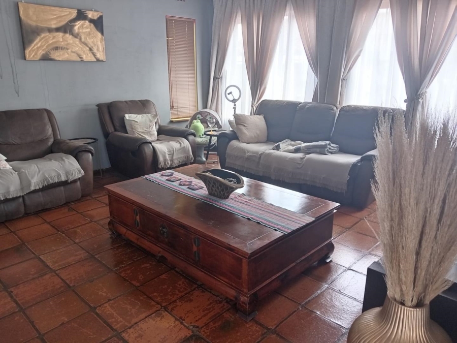 3 Bedroom Property for Sale in Birch Acres Gauteng