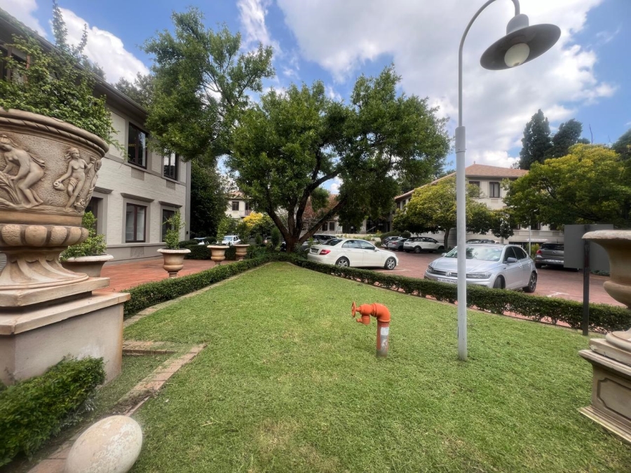 To Let commercial Property for Rent in Wierda Valley Gauteng