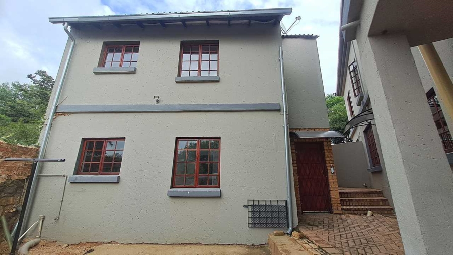 To Let 2 Bedroom Property for Rent in Mulbarton Gauteng