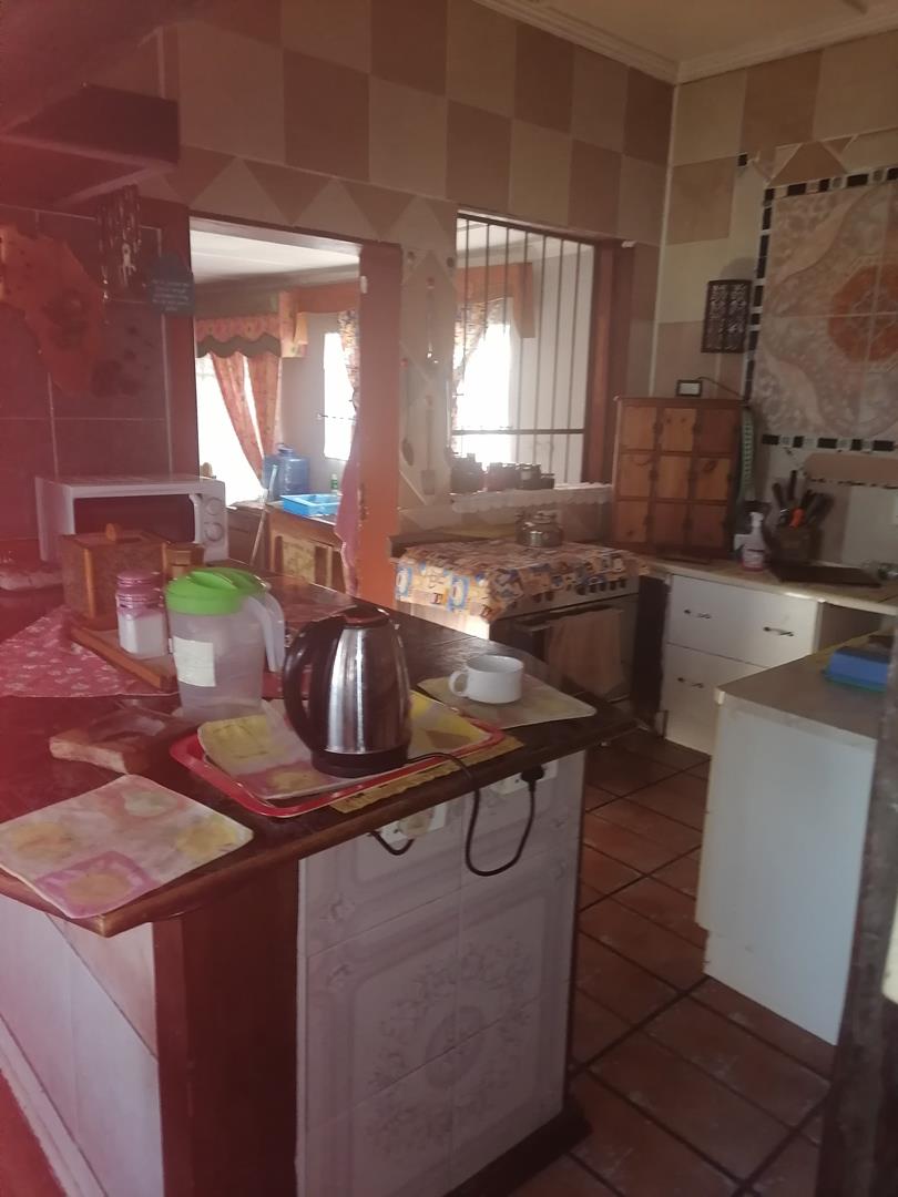 4 Bedroom Property for Sale in Dunnottar Gauteng